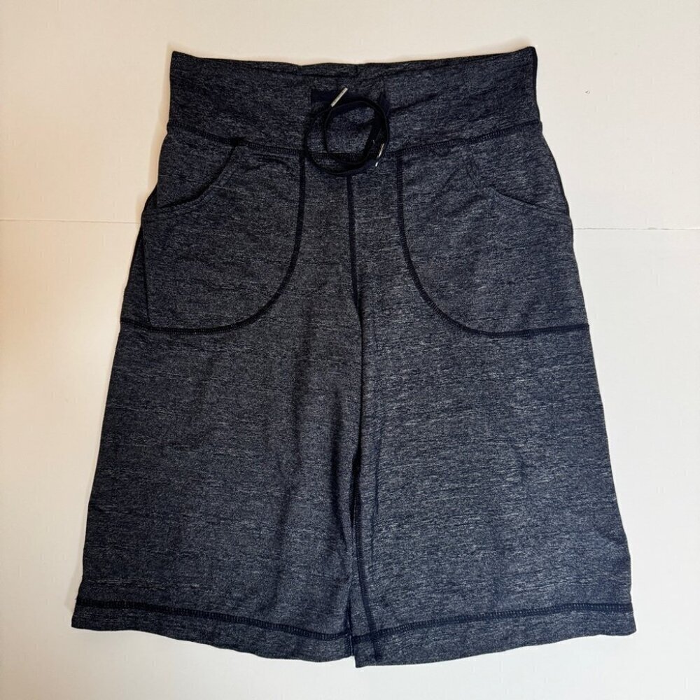 Lululemon Blue Gray City Sweat Shorts Athletic Bermuda Pockets Stretch Workout 2